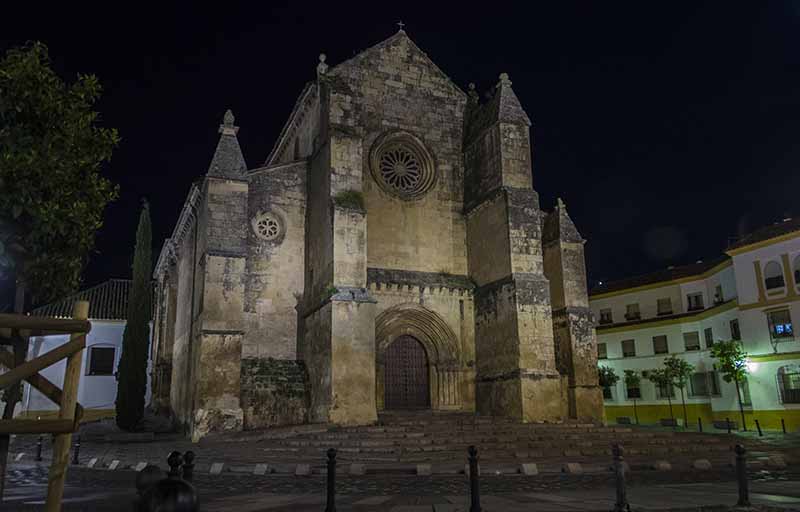 Córdoba 215 - iglesia de Santa Marina - imagen nocturna.jpg